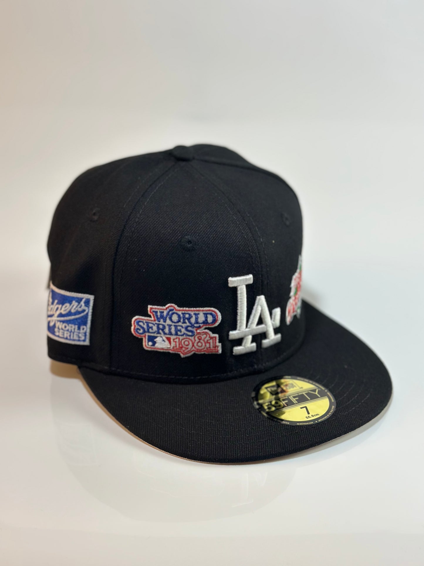 7 Fitted Caps