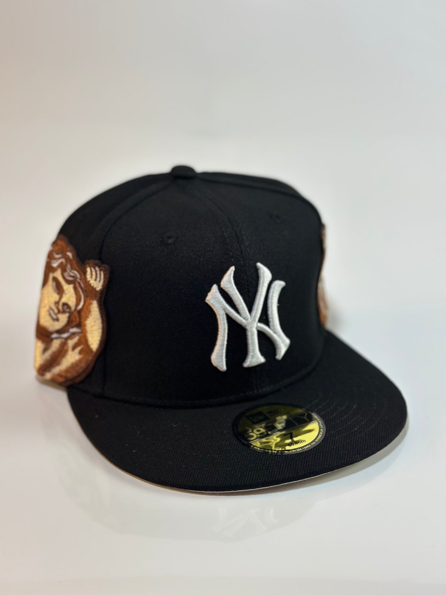 7 Fitted Caps
