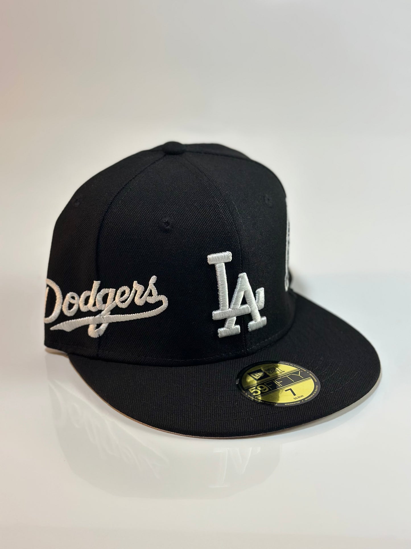7 Fitted Caps