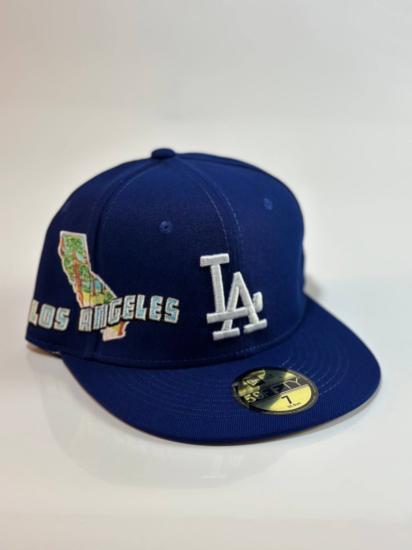 7 Fitted Caps