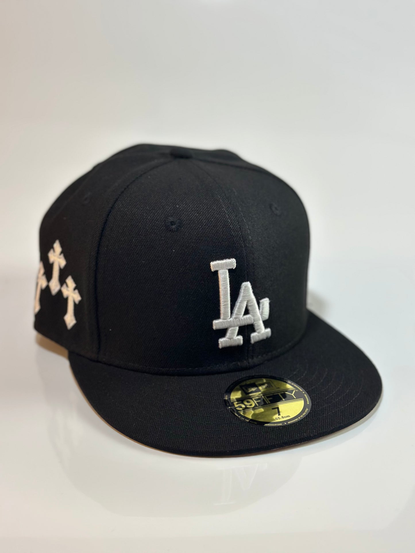7 Fitted Caps