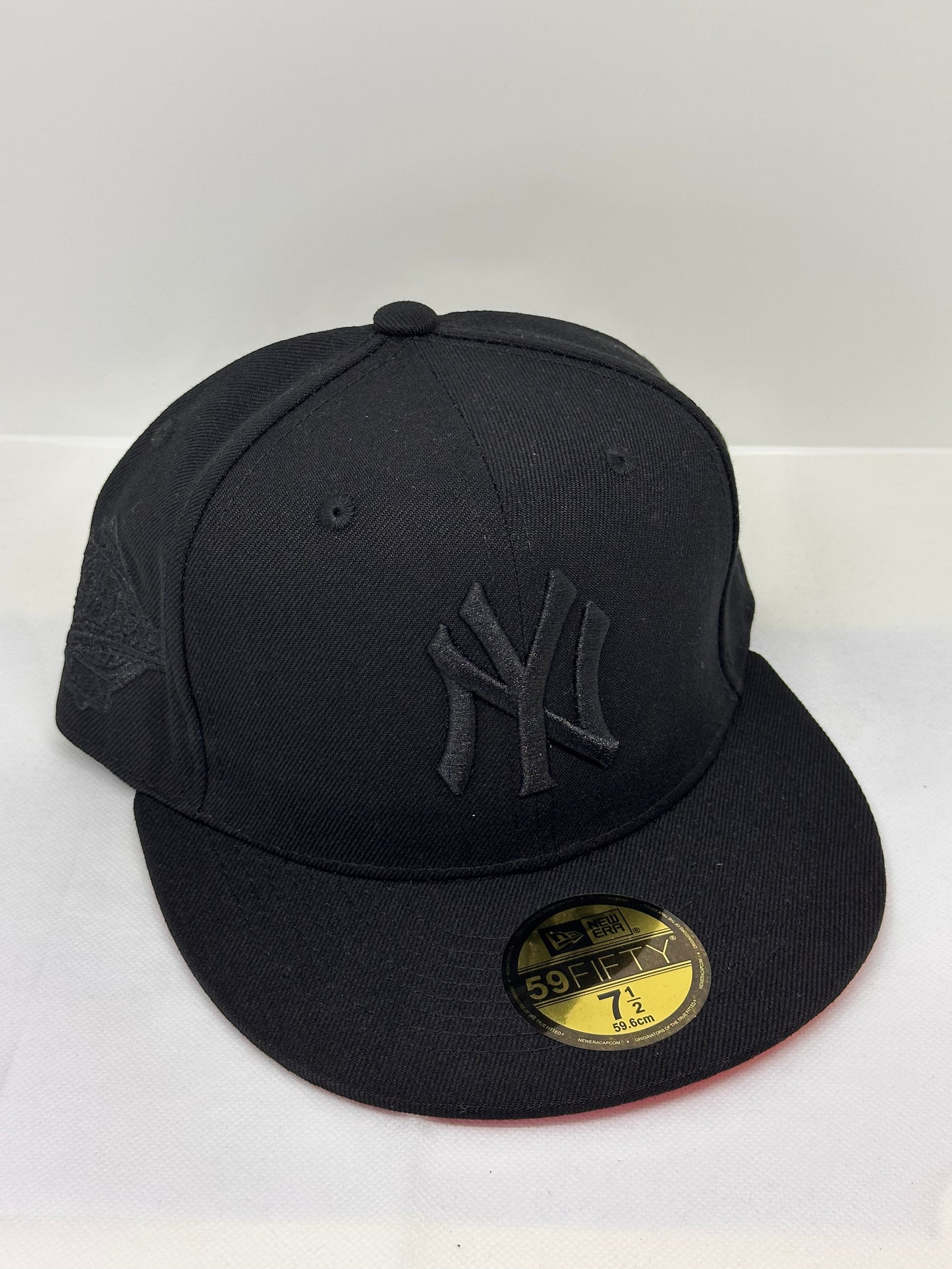 7 1/2 Fitted Caps