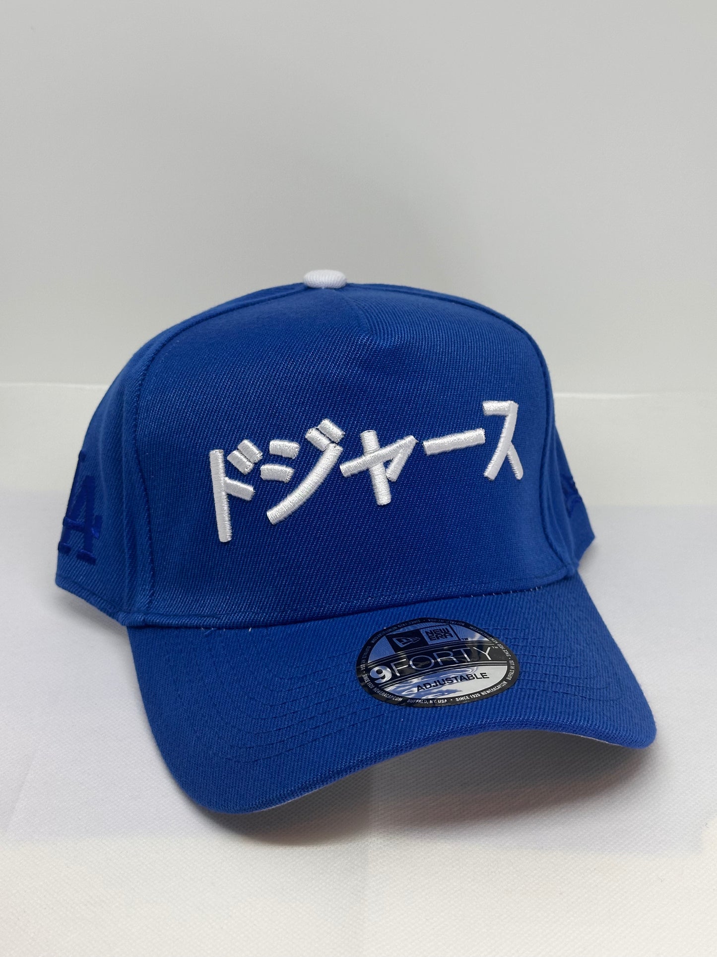 A Frame Caps